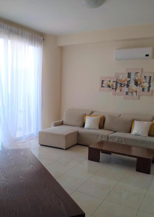 T&E Apartment Larnaca Zewnętrze zdjęcie